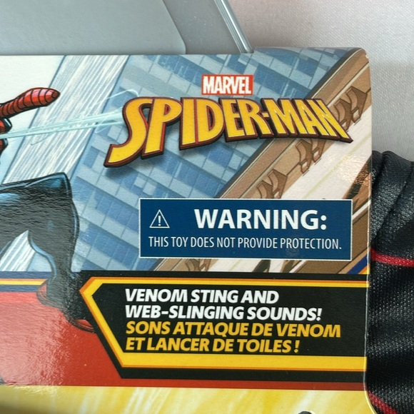 NWT Disney Spider-Man Costume w/Mask, Gloves, and Bulging Muscles - Size 9/10 - Picture 5 of 16